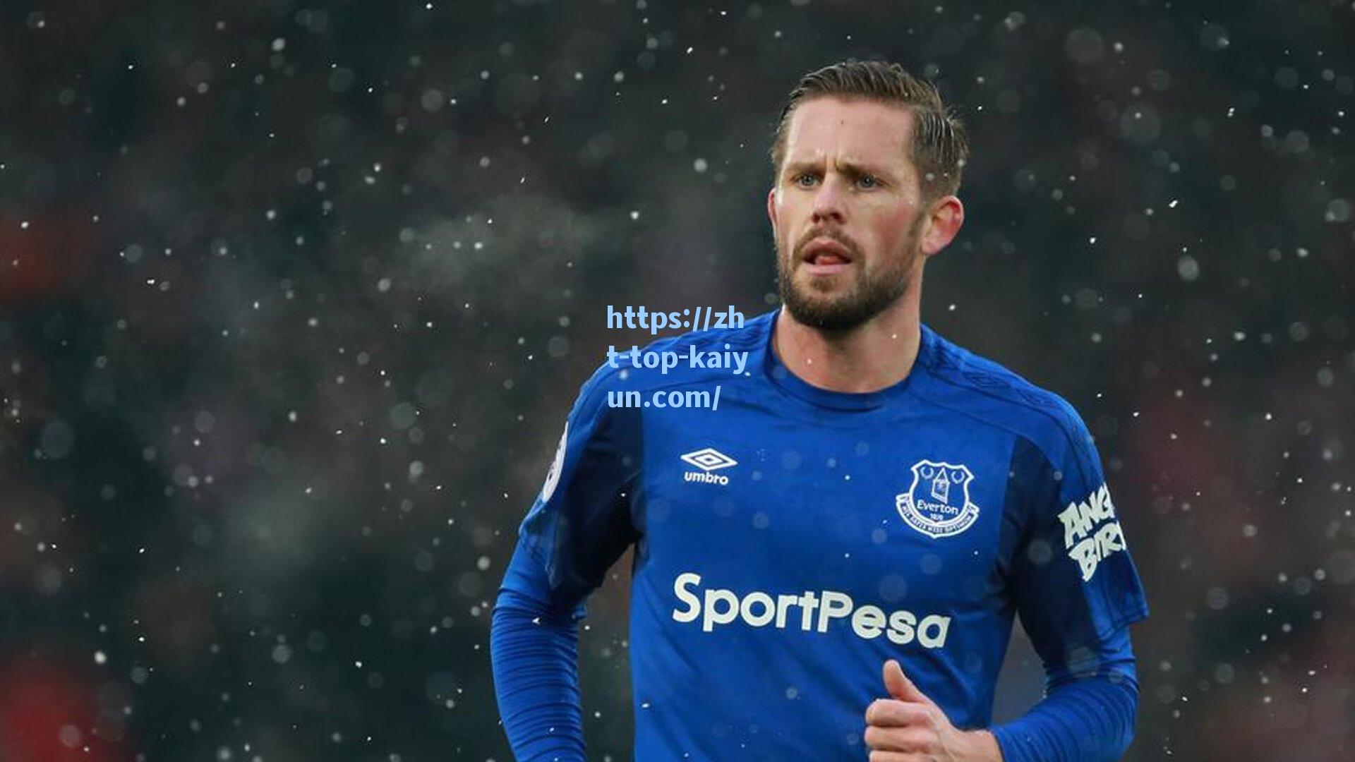 姆巴佩发声，金球奖之争远未落幕，我力挺兄弟登贝莱再创辉煌