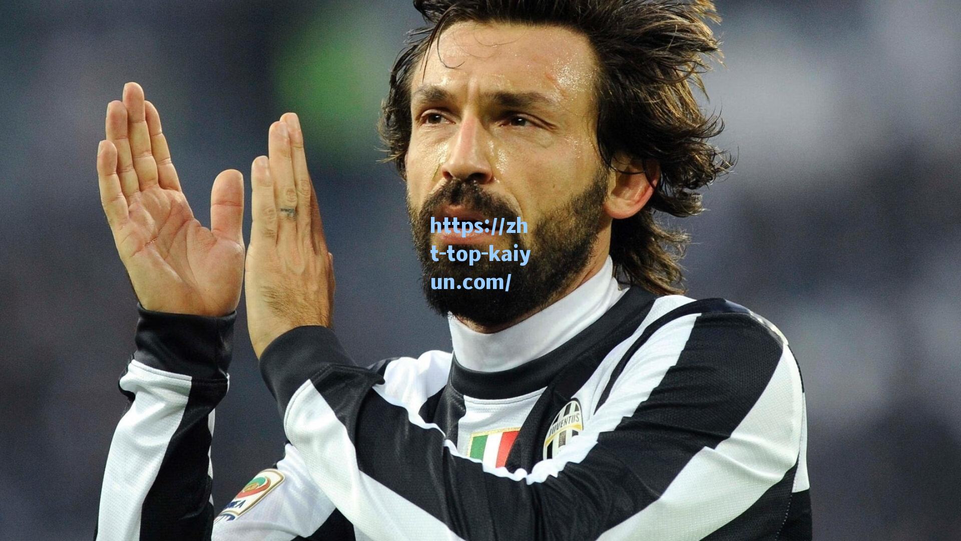 曼联锁定亿元锋线目标！法兰克福为埃基蒂克标价1亿欧元，英超豪门展开深度谈判