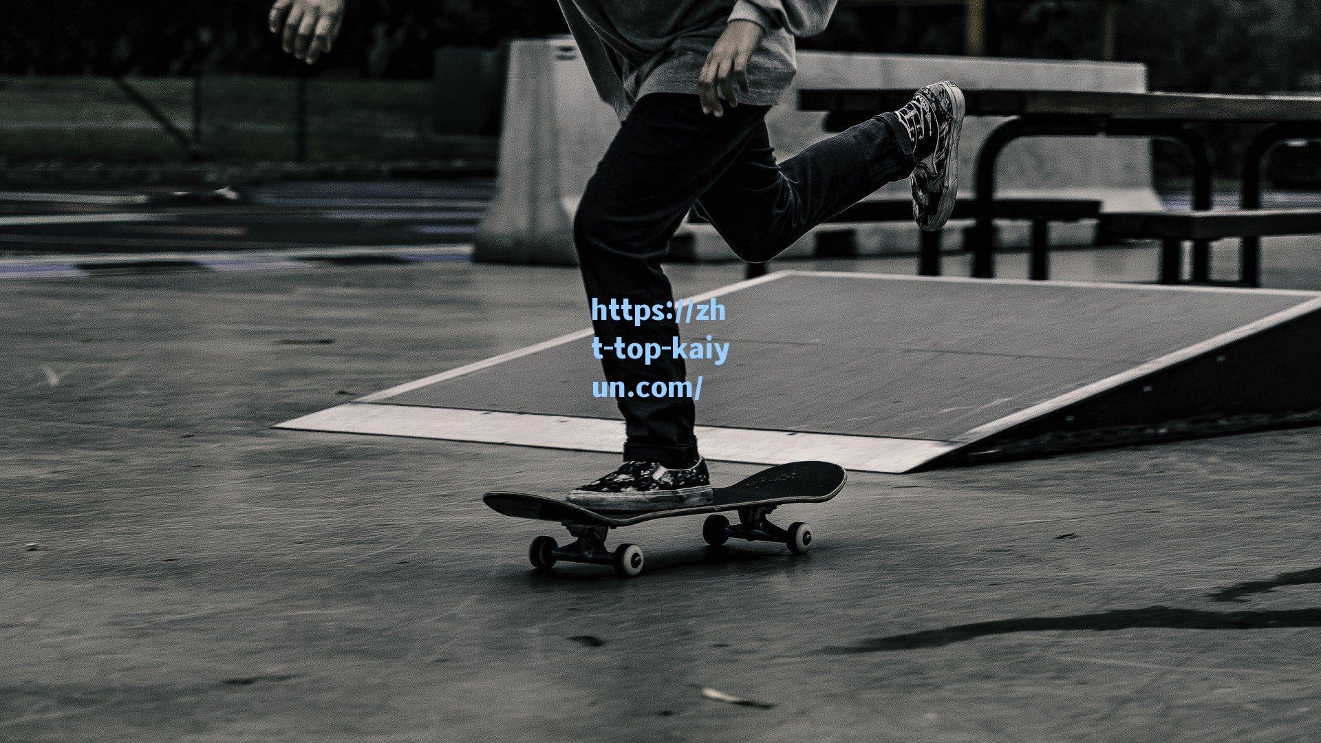 正式签约！马刺官方晒卢克-科内特签约照，欢迎回家！圣城再添内线拼图